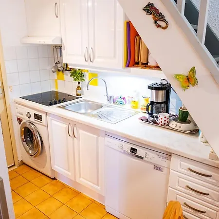 Maison Accueillante à Avec Jardin Et Terrasse Hébergement de vacances *